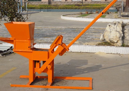 Compressed Earth Block Machine - Manual Press